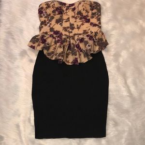 Bustier peplum top and elastic body glove skirt